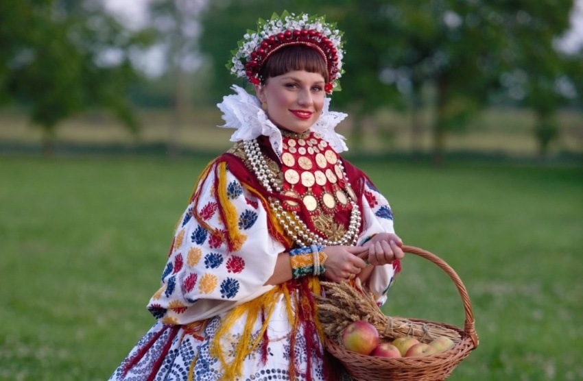 Bizovačka nošnja - Petra