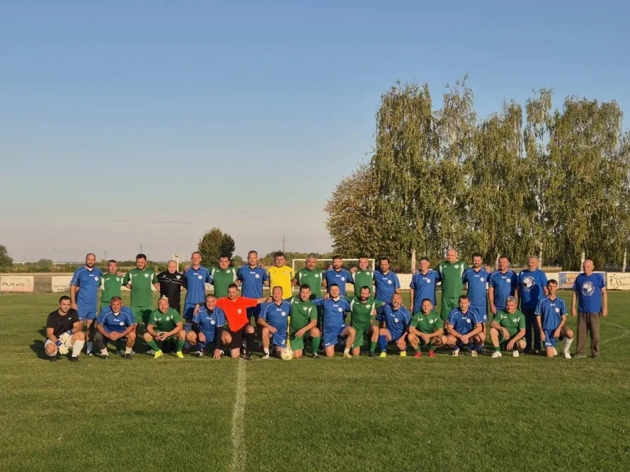 Nogometni veterani BSK-a Bizovac i Valpovke iz Valpova odigrali utakmicu u povodu 100. obljetnice kluba