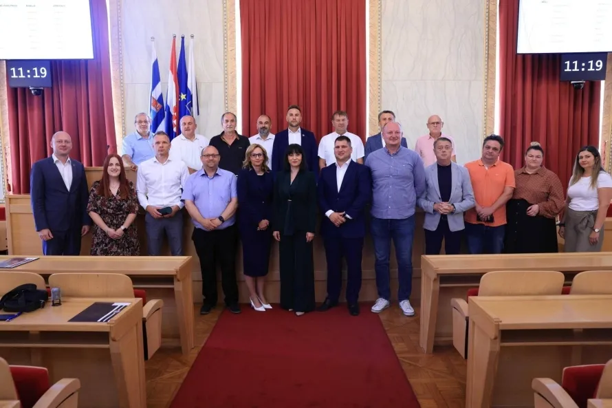 Općina Bizovac i Osječko-baranjska županija potpisali ugovor o provedbi programa \